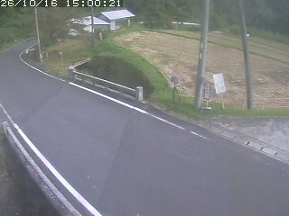 八頭町稗谷