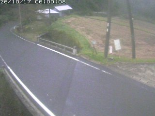 八頭町稗谷