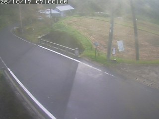 八頭町稗谷