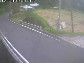 八頭町稗谷