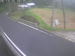 八頭町稗谷