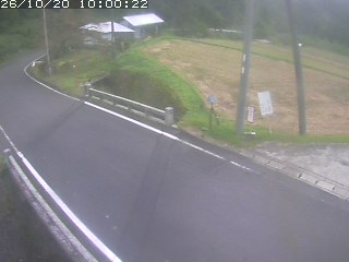 八頭町稗谷