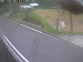 八頭町稗谷