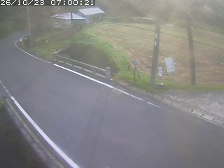 八頭町稗谷