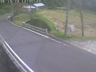 八頭町稗谷