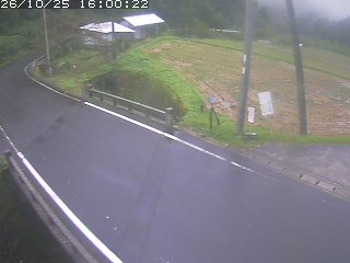 八頭町稗谷