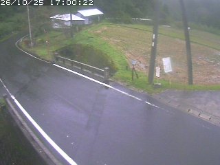 八頭町稗谷