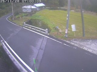 八頭町稗谷