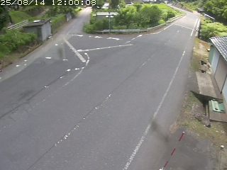 八頭町落岩