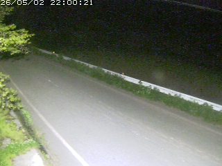 青谷町絹見