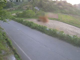 青谷町絹見