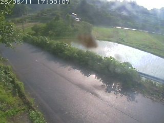 青谷町絹見
