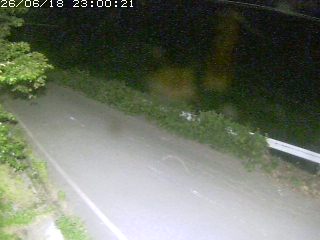 青谷町絹見