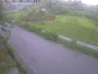 青谷町絹見