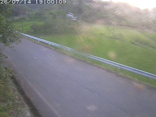 青谷町絹見