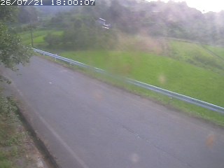 青谷町絹見