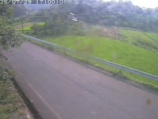 青谷町絹見
