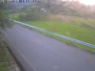 青谷町絹見