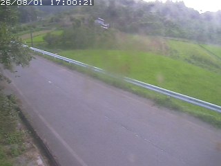 青谷町絹見