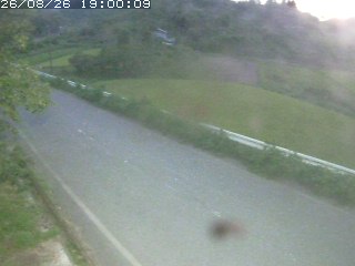 青谷町絹見