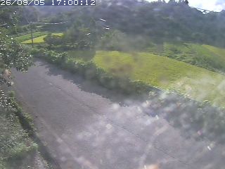 青谷町絹見