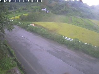 青谷町絹見