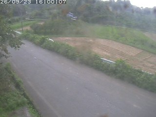 青谷町絹見