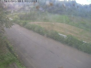 青谷町絹見
