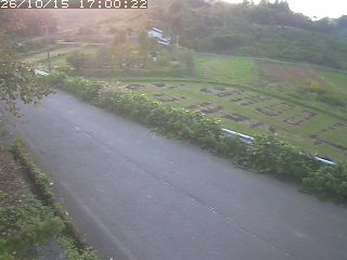 青谷町絹見