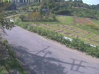 青谷町絹見