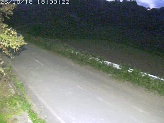 青谷町絹見