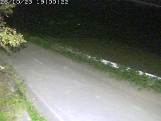 青谷町絹見