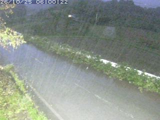 青谷町絹見