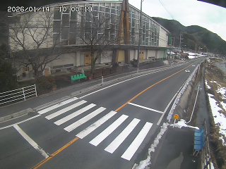 佐治町古市【旧佐治中学校前】