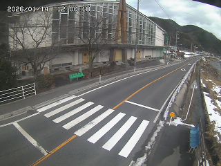 佐治町古市【旧佐治中学校前】