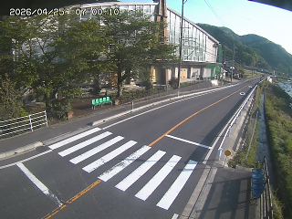 佐治町古市【旧佐治中学校前】