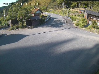 国府町大石