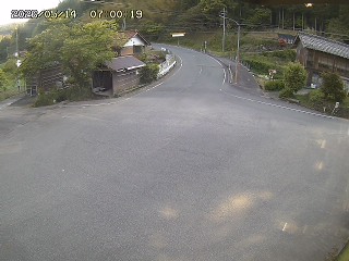 国府町大石