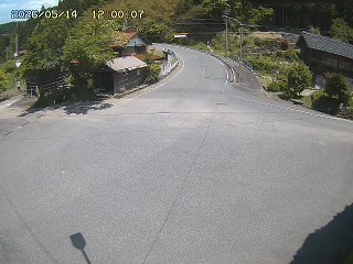 国府町大石