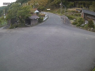 国府町大石