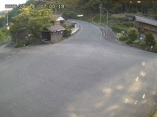 国府町大石