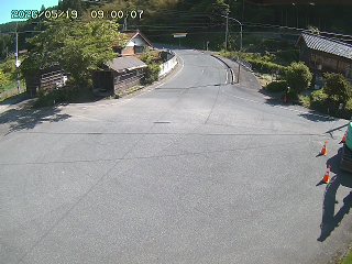 国府町大石