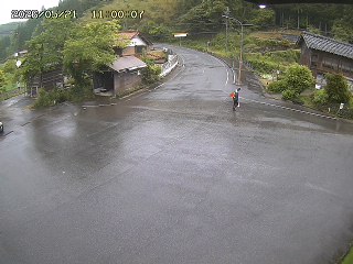 国府町大石