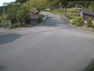 国府町大石