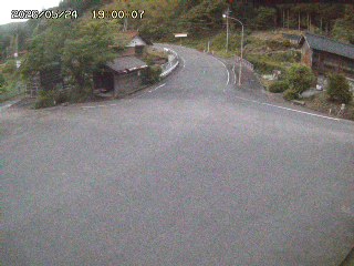 国府町大石