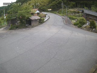 国府町大石