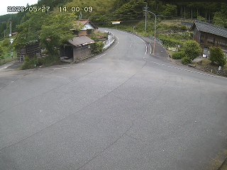 国府町大石