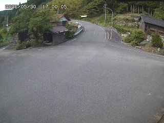 国府町大石