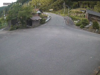 国府町大石