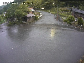 国府町大石